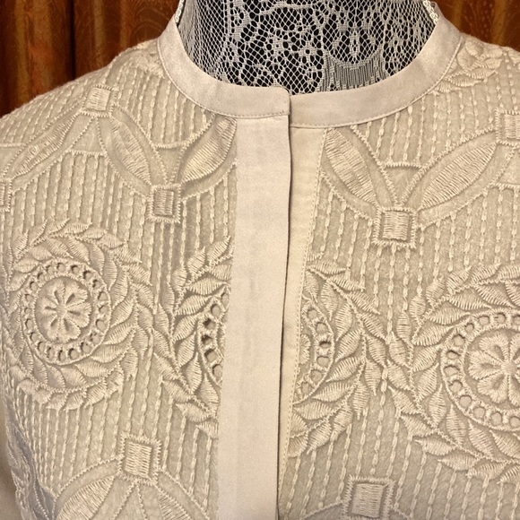 Diana Gallesi split neck, long sleeve top, size 10 USA. Purchase in Italy. - Picture 2 of 8